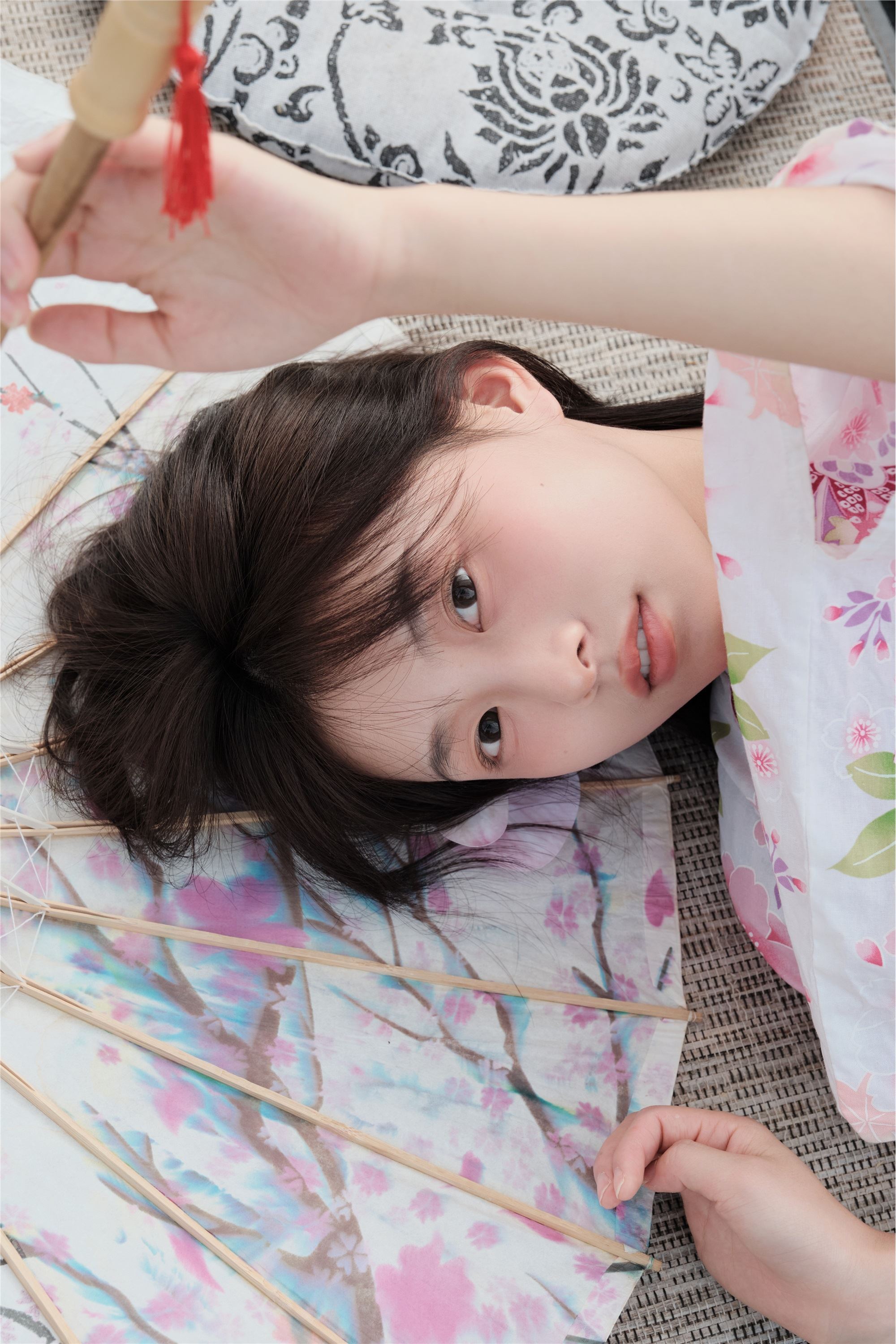 YITUYU艺图语 2025.01.09 和服浴袍 晓晓